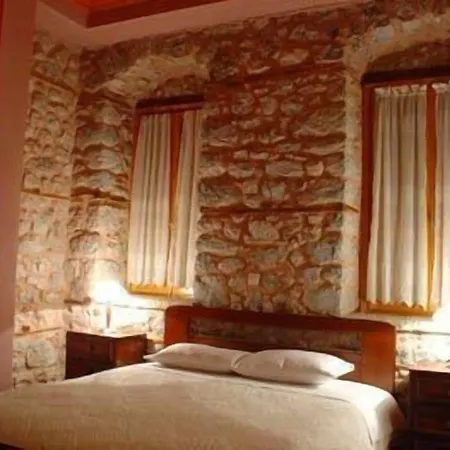 Πανσιόν αριάδνη Αράχωβα